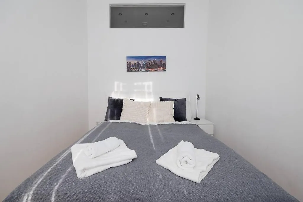Modern Apartment Near City Center - 2Br, Netflix Vienna